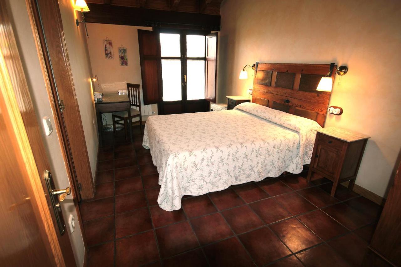 Casa Rural El Meson 브리오네스 외부 사진