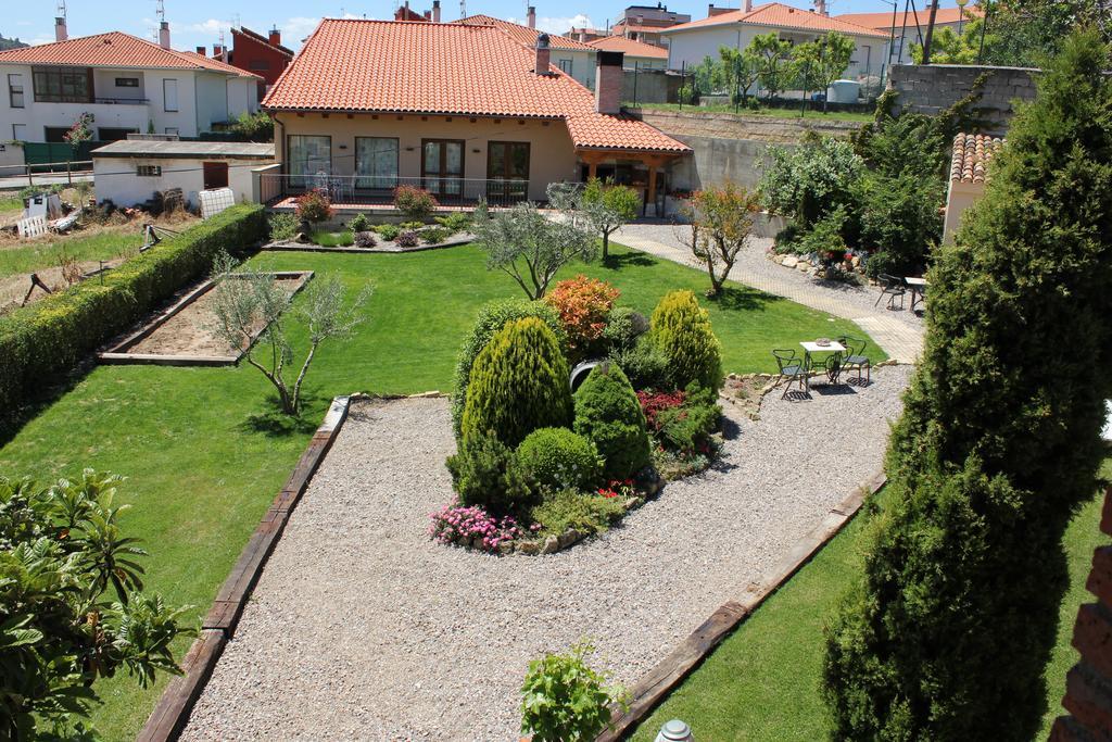Casa Rural El Meson 브리오네스 외부 사진