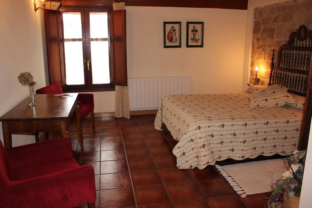 Casa Rural El Meson 브리오네스 객실 사진